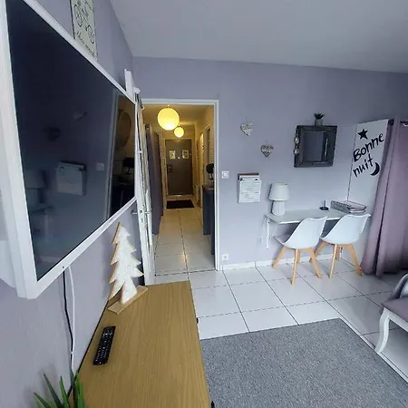 Cosy De Blanchepierre Appartement *